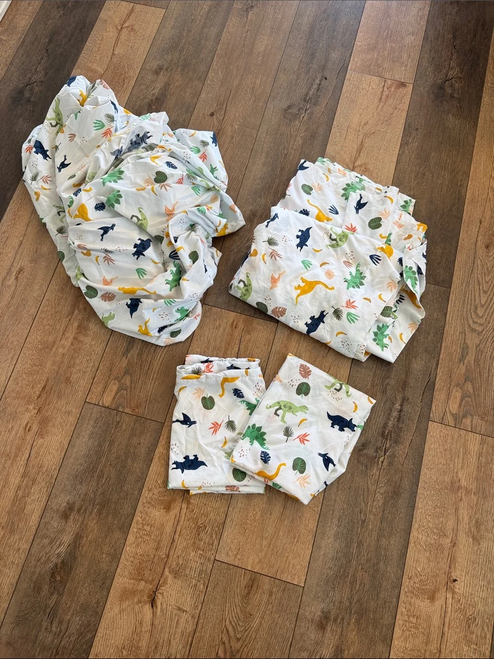 Kids White Dinosaur Print Bedding Set - Soft Sheets